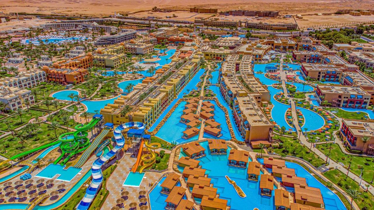 Titanic Palace Families And Couples Only ฮูร์กาดา ภายนอก รูปภาพ El Alamein