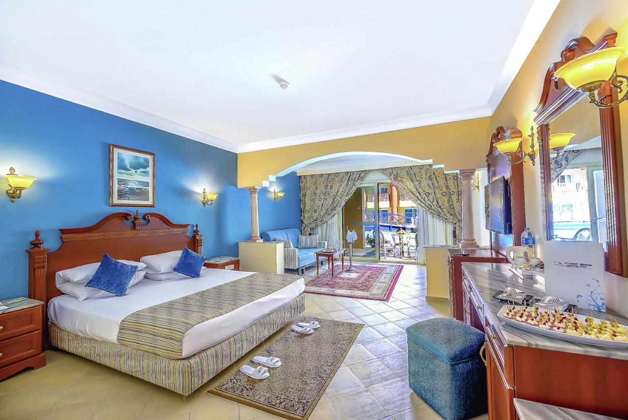 Titanic Palace Families And Couples Only ฮูร์กาดา ภายนอก รูปภาพ Suite at the Hilton Sharm El Sheikh